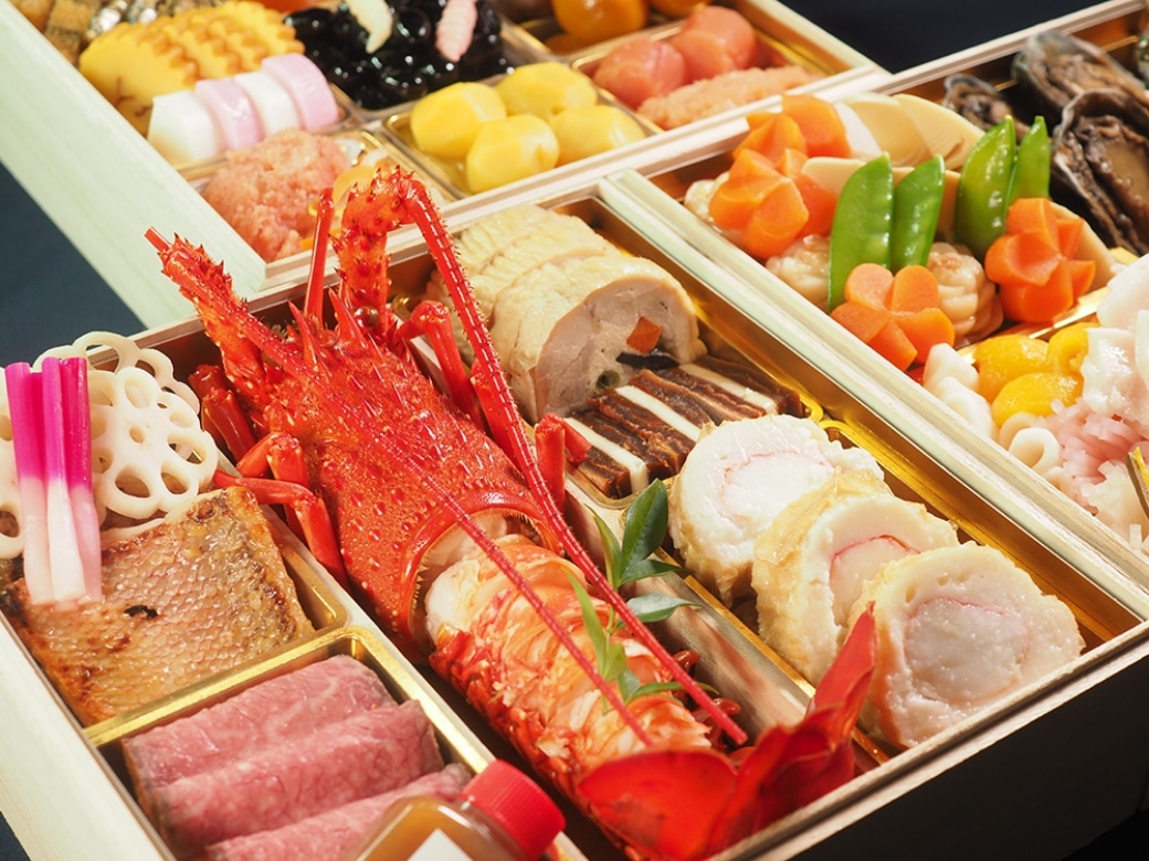 博多料亭稚加榮のおせち